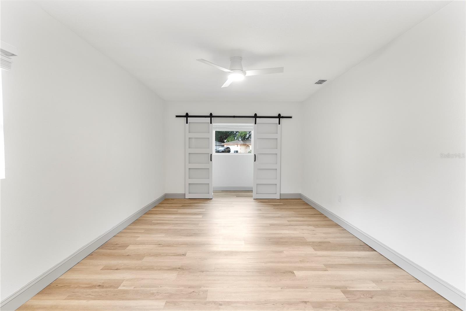 Image 16 of 25 For 7446 Houston Court E