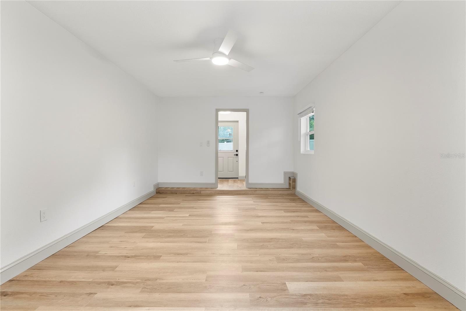 Image 17 of 25 For 7446 Houston Court E