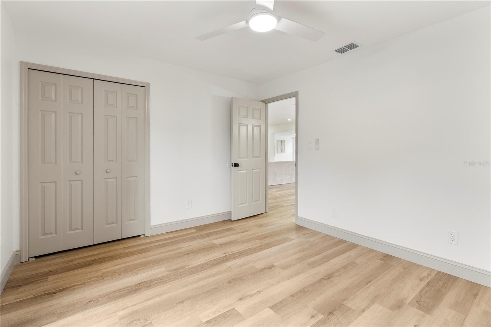 Image 21 of 25 For 7446 Houston Court E