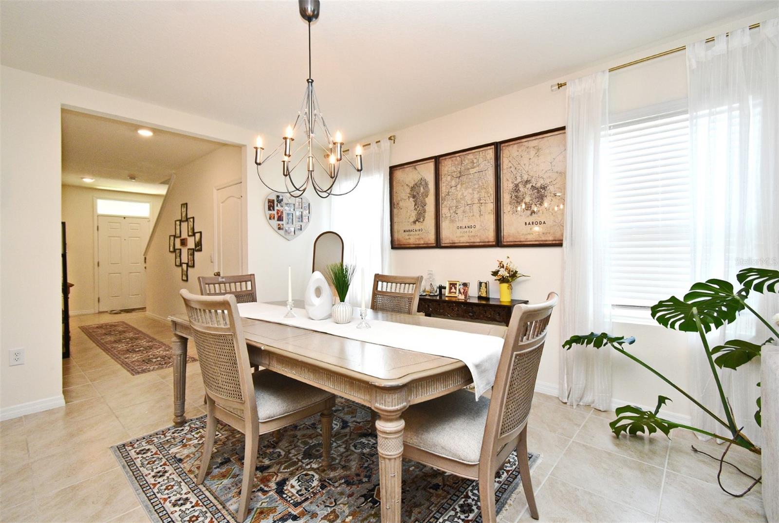Image 10 of 61 For 1790 Southfork Drive