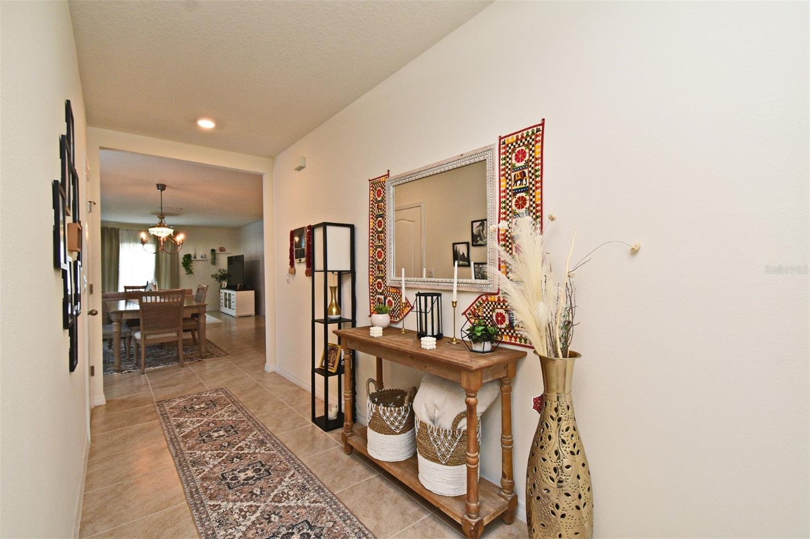 Image 4 of 61 For 1790 Southfork Drive