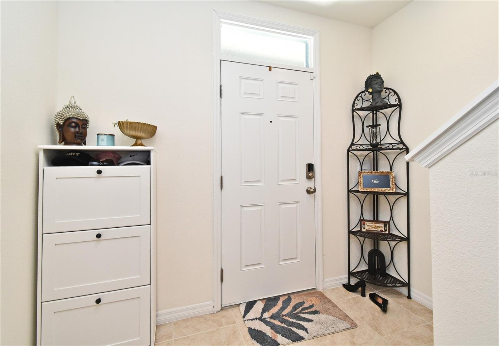Image 5 of 61 For 1790 Southfork Drive