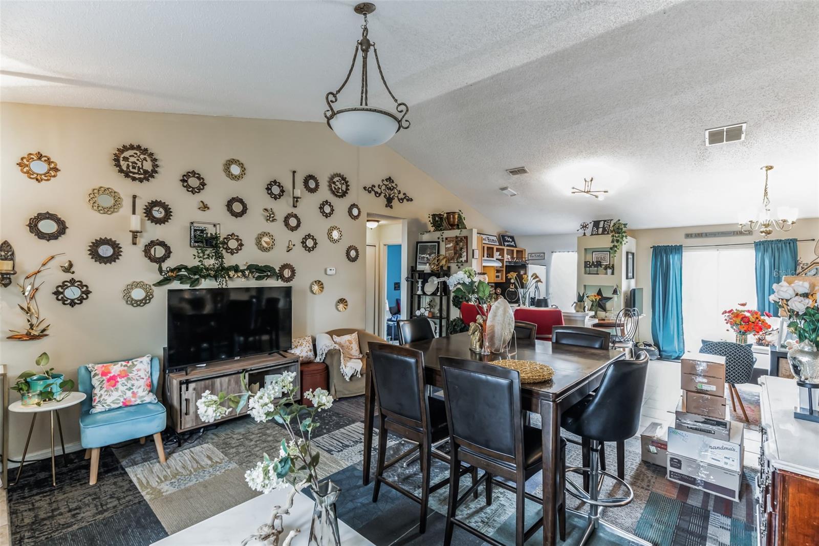 Image 4 of 16 For 1907 Myakka Ct