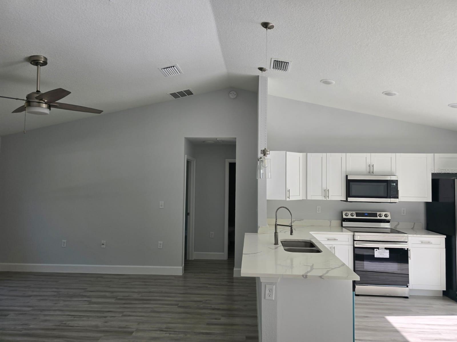 Image 10 of 23 For 4325 157th Terrace