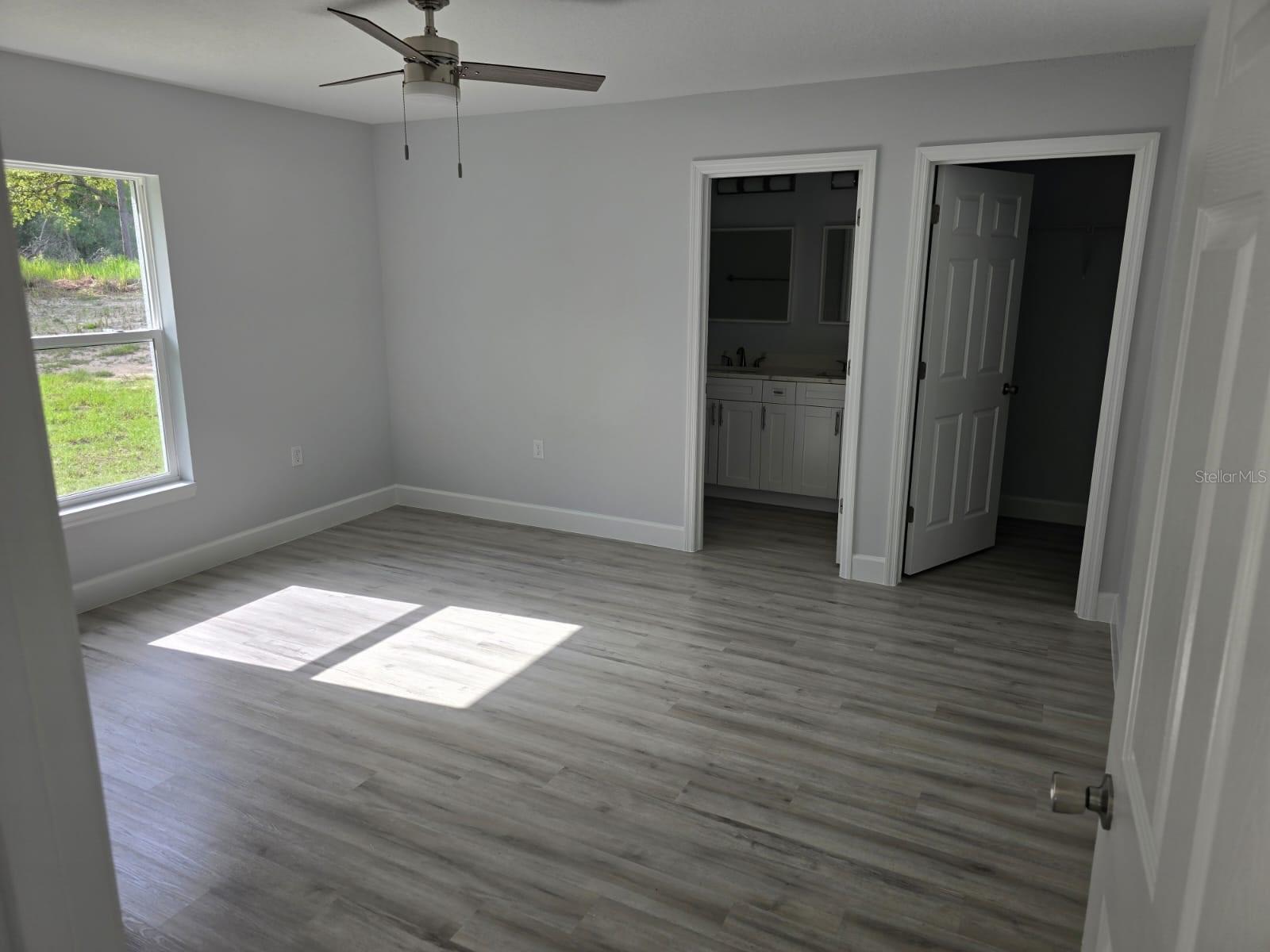 Image 11 of 23 For 4325 157th Terrace