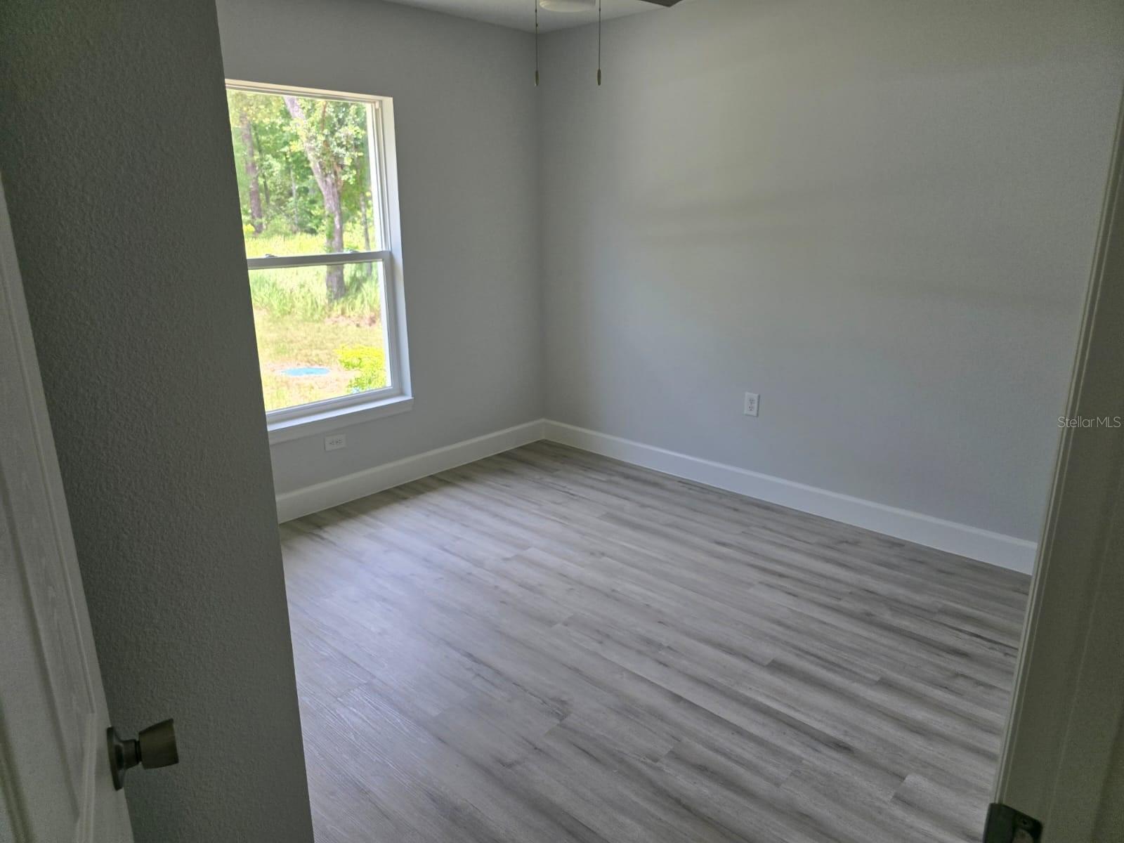 Image 16 of 23 For 4325 157th Terrace