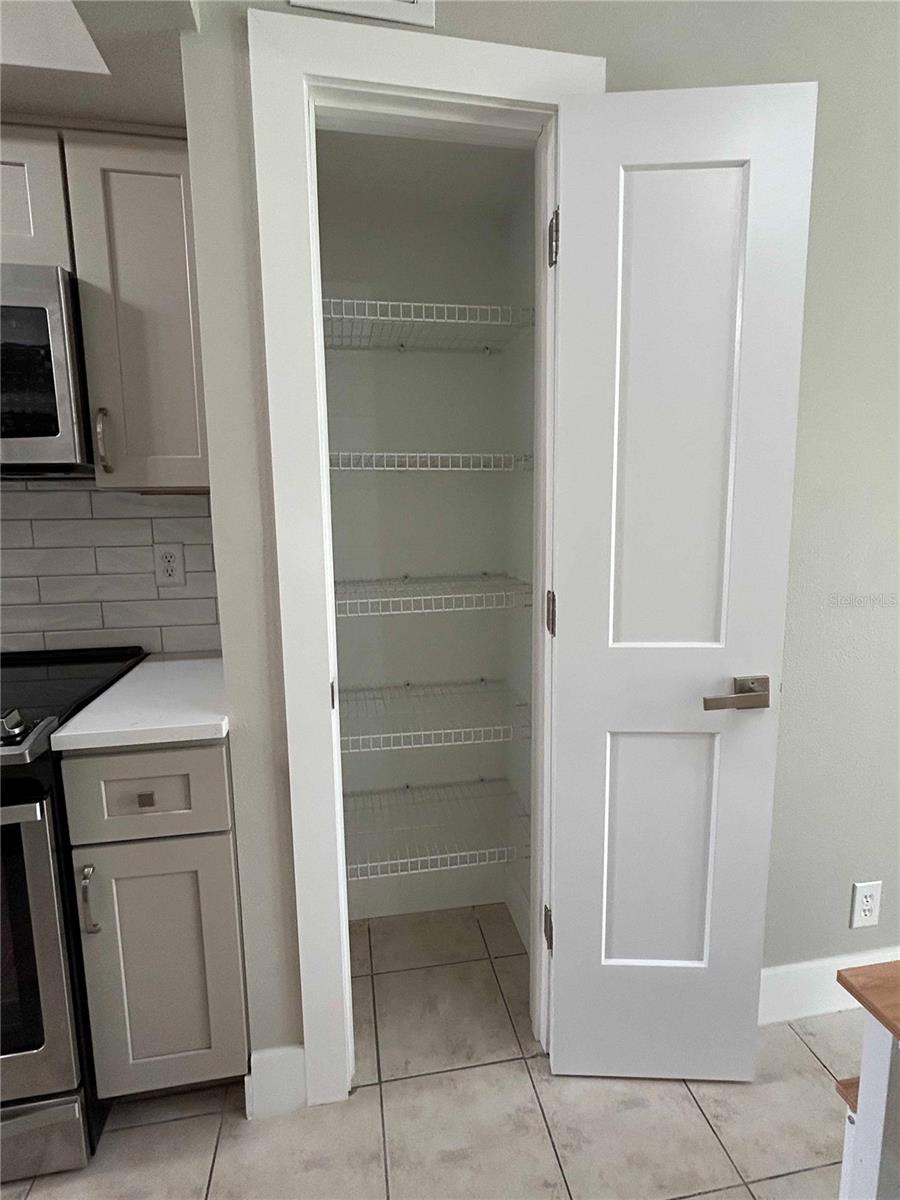 Image 12 of 31 For 7310 Sunshine Skyway Lane S 116