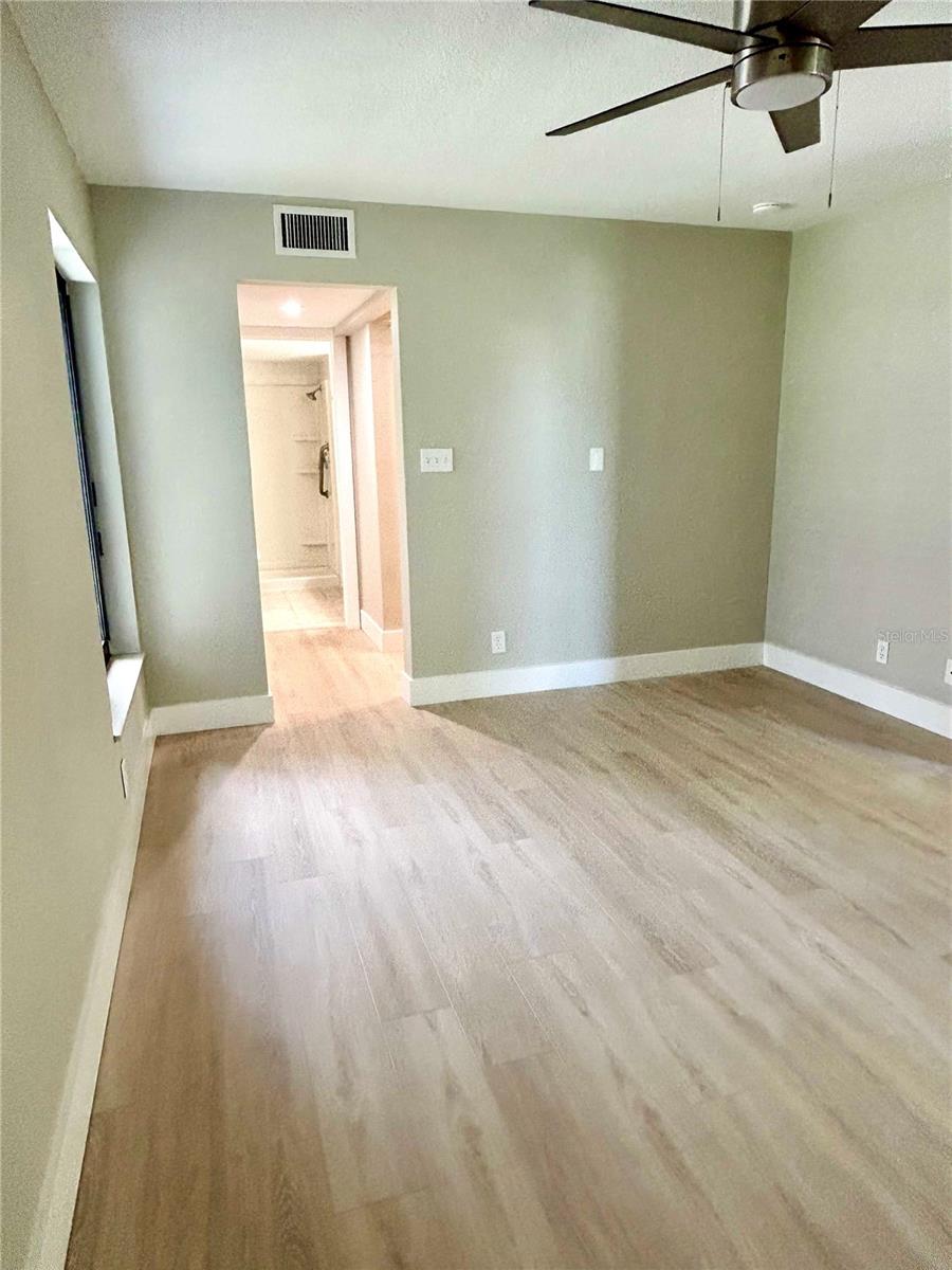 Image 14 of 31 For 7310 Sunshine Skyway Lane S 116