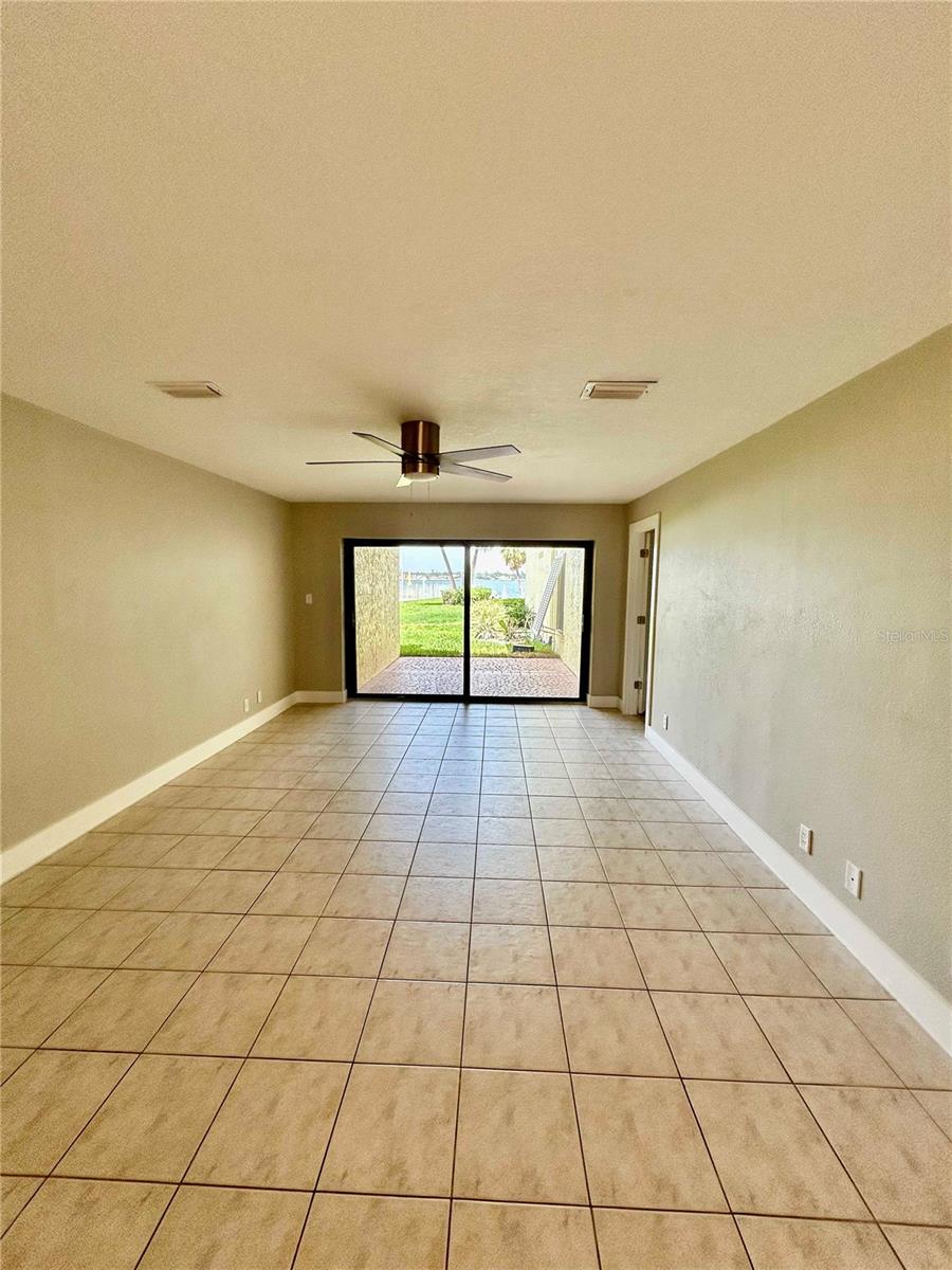 Image 4 of 31 For 7310 Sunshine Skyway Lane S 116