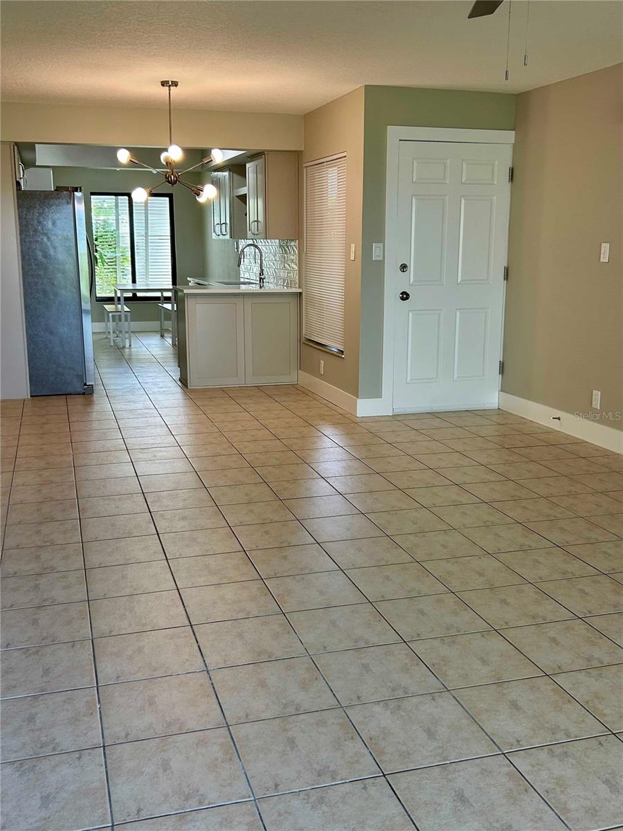 Image 7 of 31 For 7310 Sunshine Skyway Lane S 116