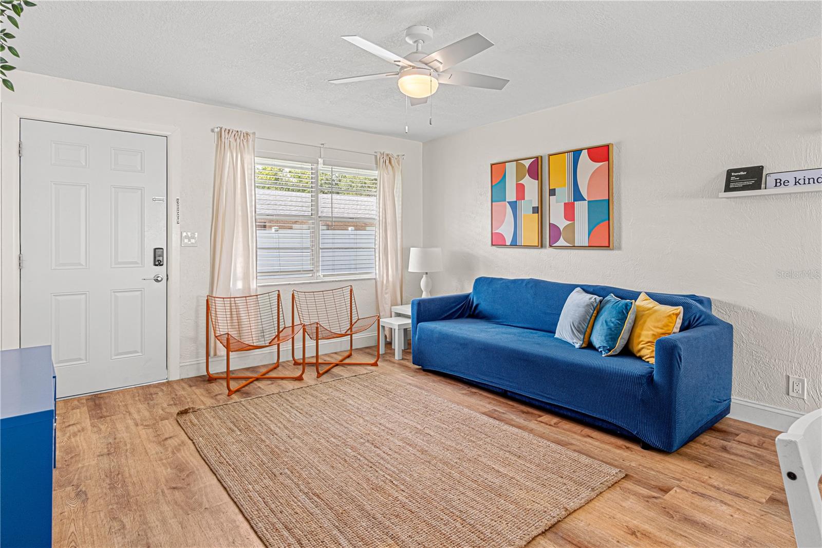 Image 9 of 52 For 5070 Orange Boulevard