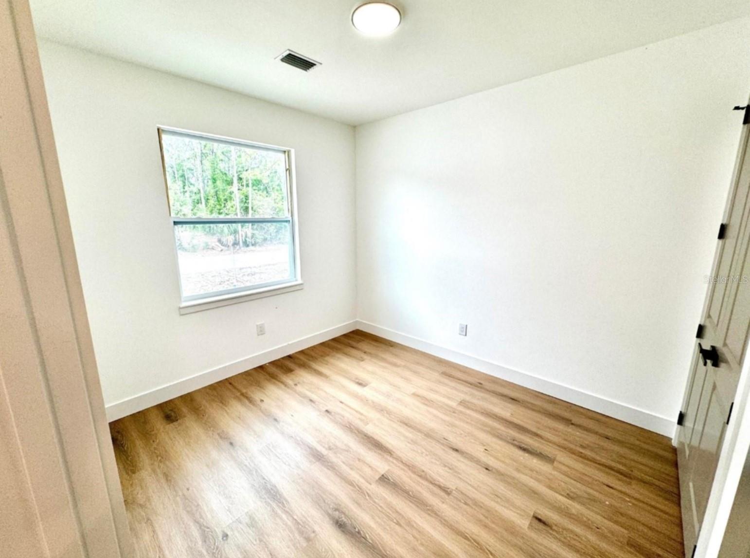 Image 7 of 21 For 410 Flat River Street Sw