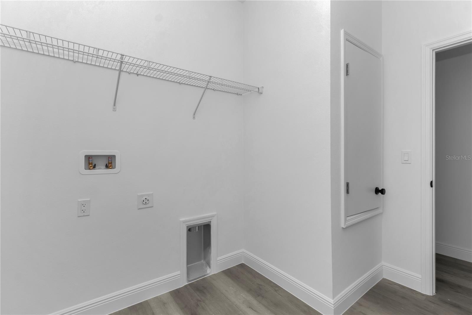 Image 37 of 44 For 9419 Jackson Way