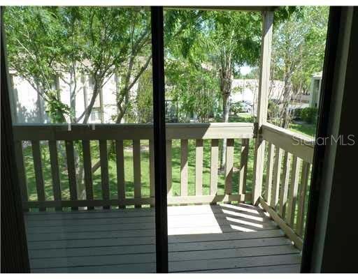 Image 10 of 13 For 137 Springwood Circle D