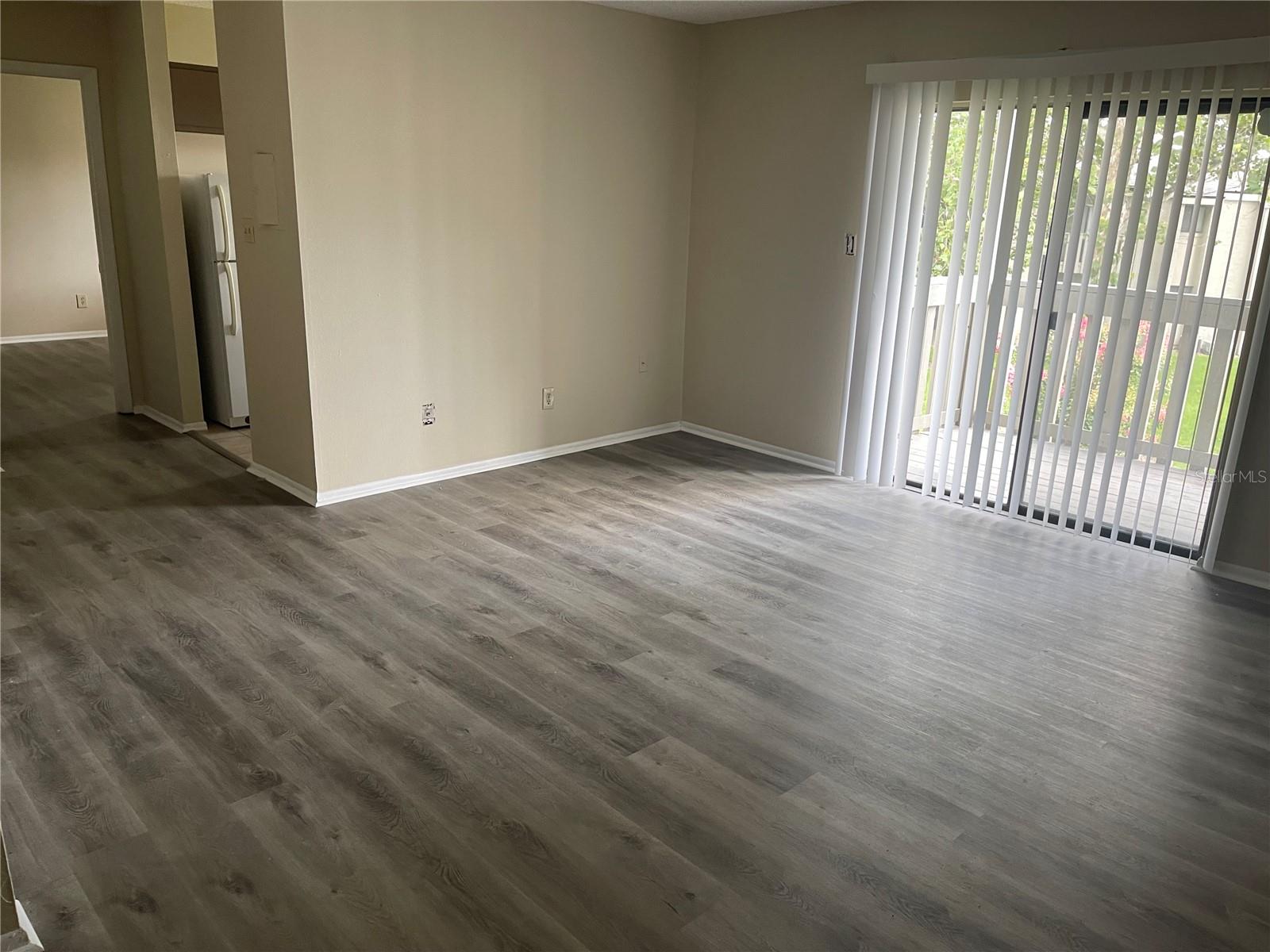 Image 4 of 13 For 137 Springwood Circle D