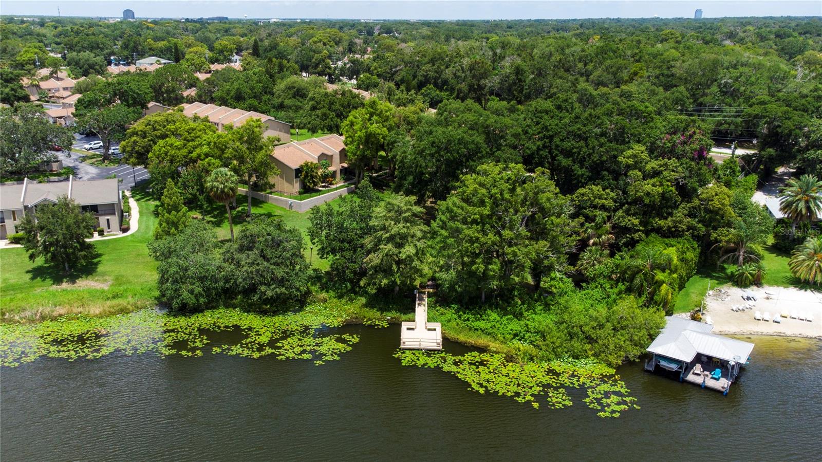 Image 27 of 31 For 818 Park Lake Circle 10