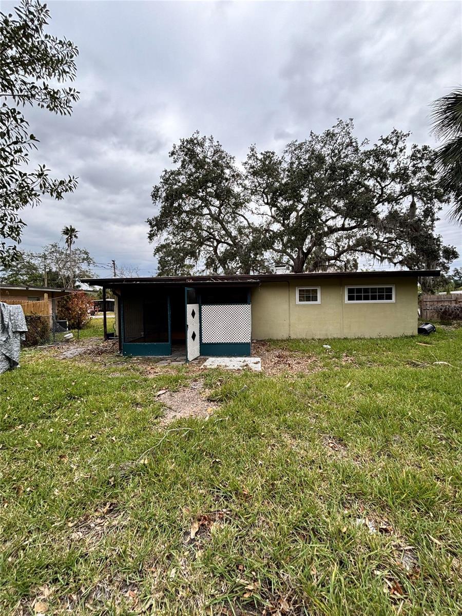 Image 4 of 13 For 5026 Osprey Lane