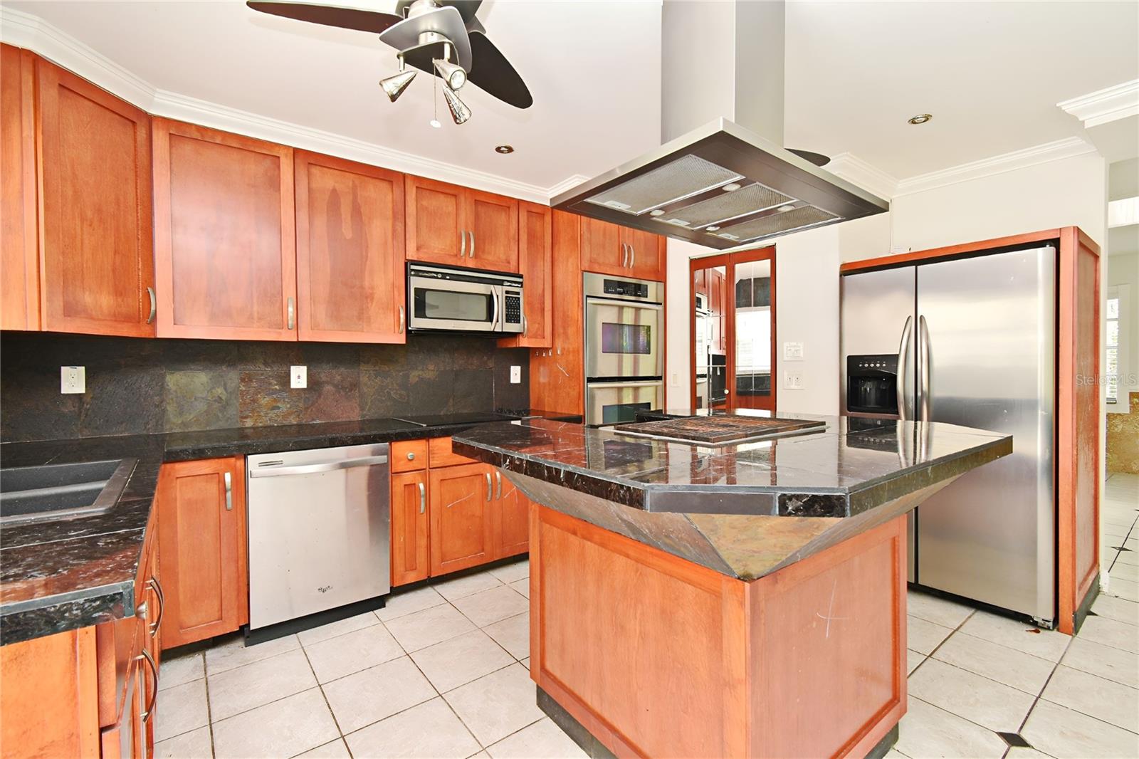 Image 10 of 27 For 637 15th Street