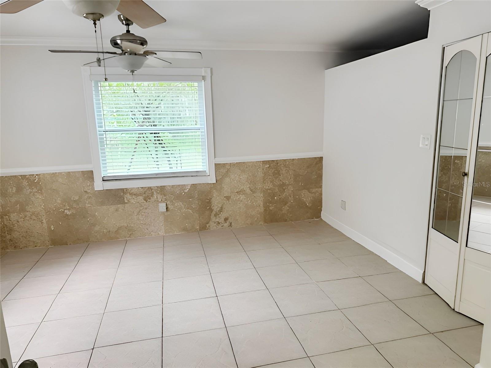 Image 15 of 27 For 637 15th Street