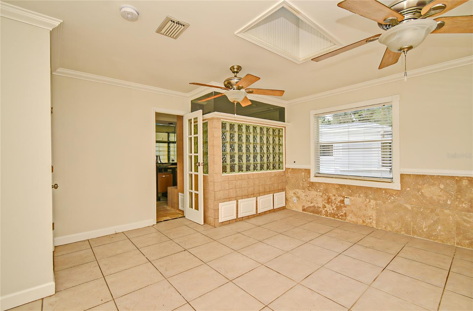 Image 8 of 27 For 637 15th Street