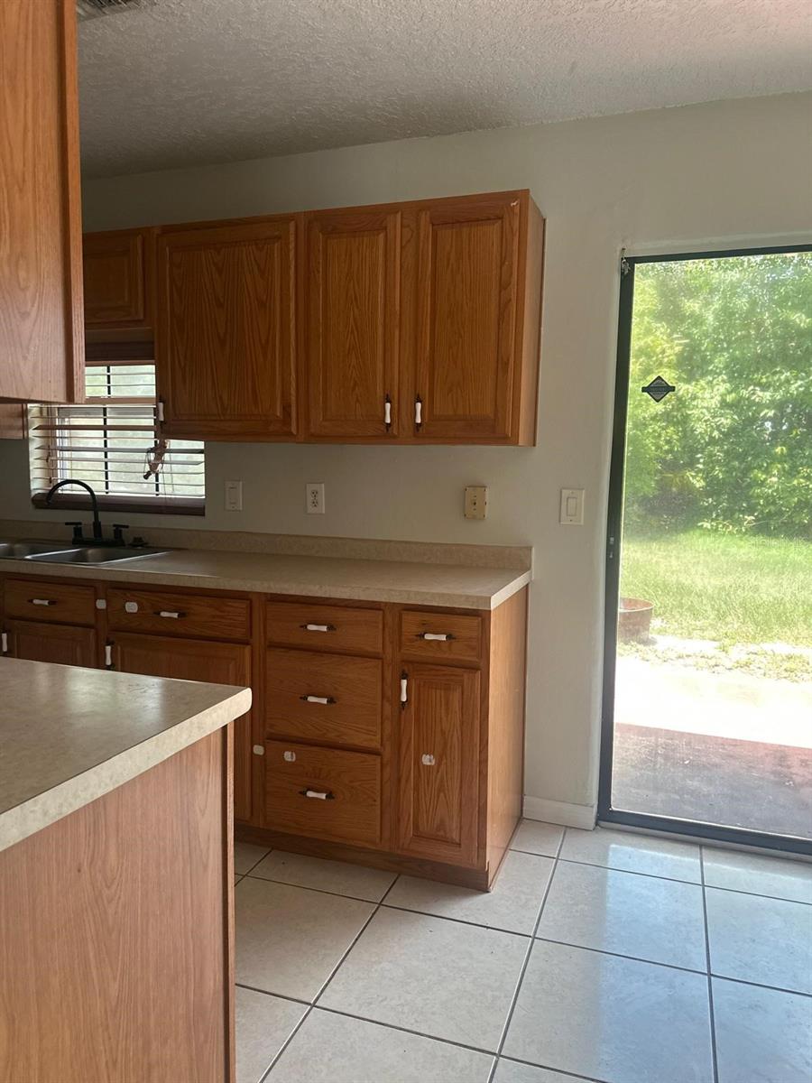 Image 11 of 13 For 1612 Furey Drive