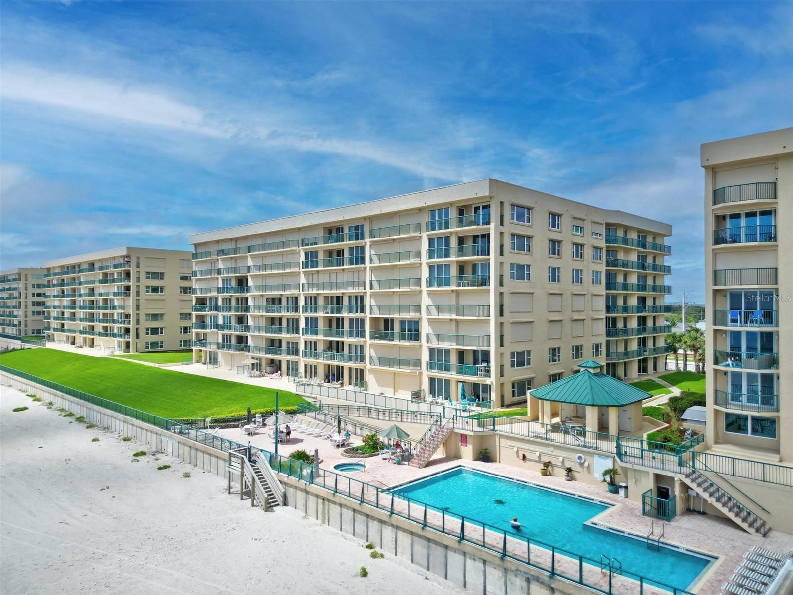 Image 10 of 74 For 4555 Atlantic Avenue 4209