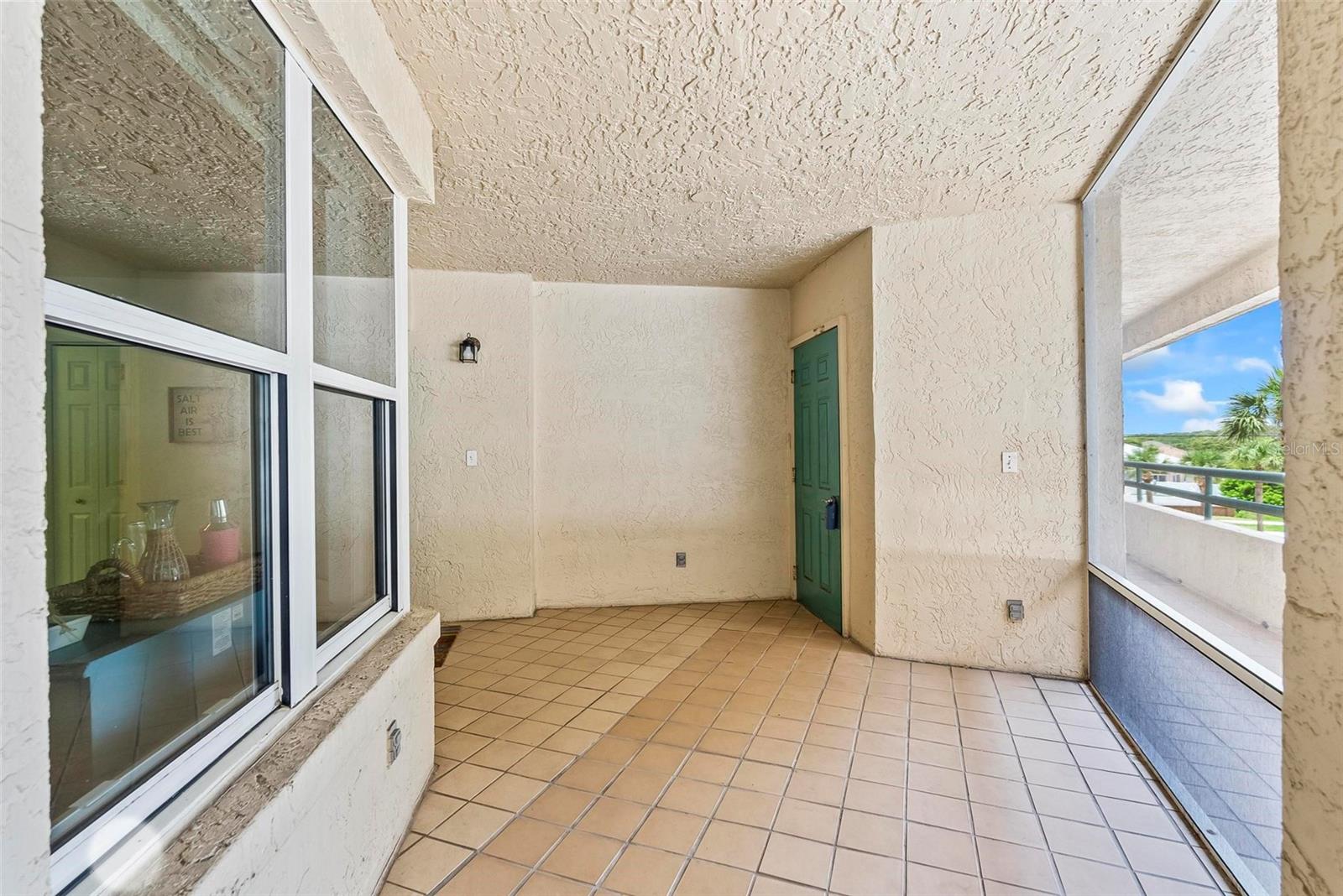 Image 12 of 74 For 4555 Atlantic Avenue 4209