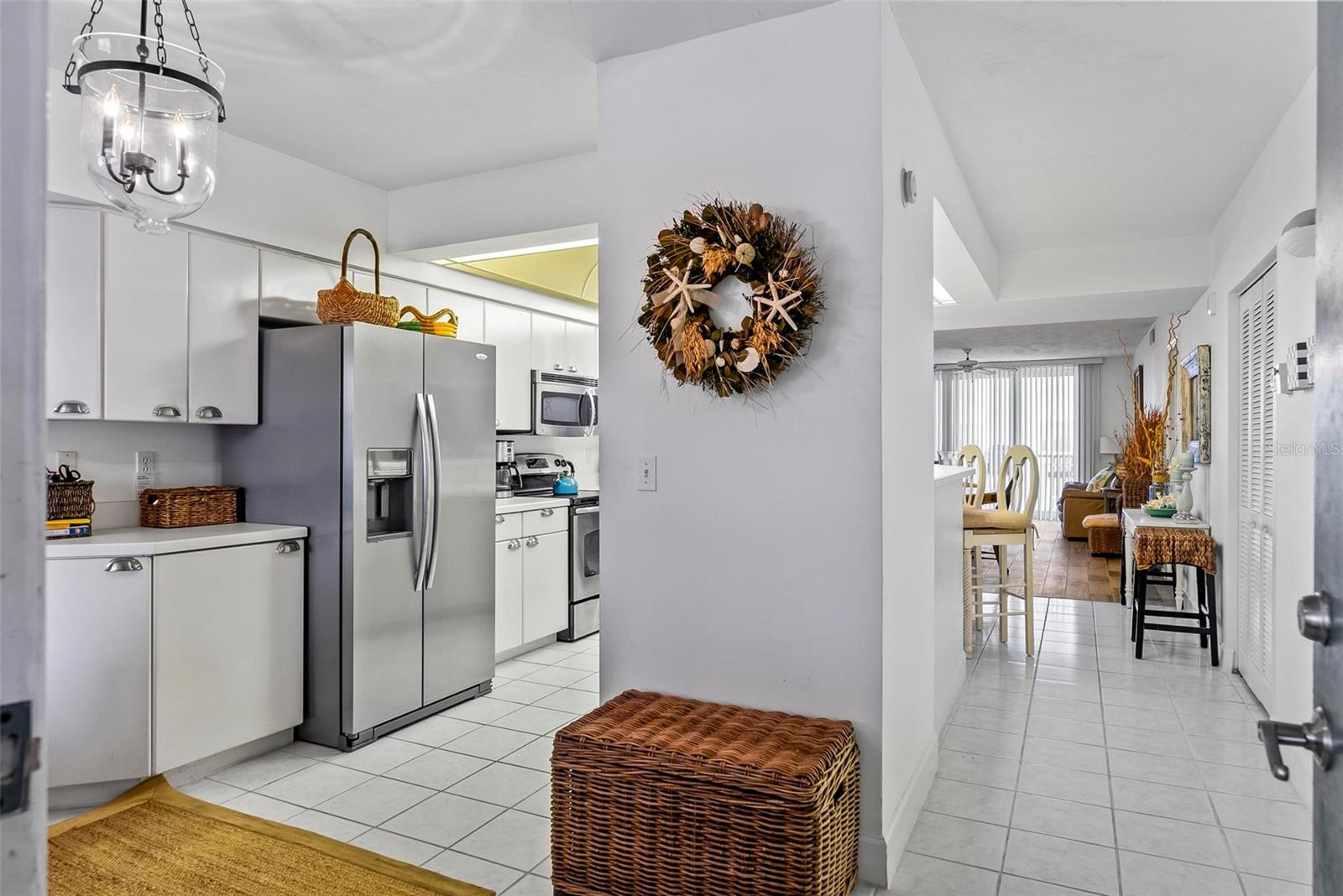 Image 13 of 74 For 4555 Atlantic Avenue 4209