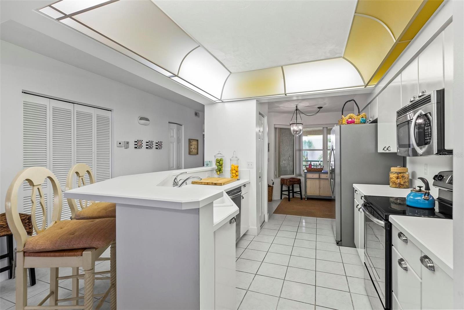 Image 16 of 74 For 4555 Atlantic Avenue 4209