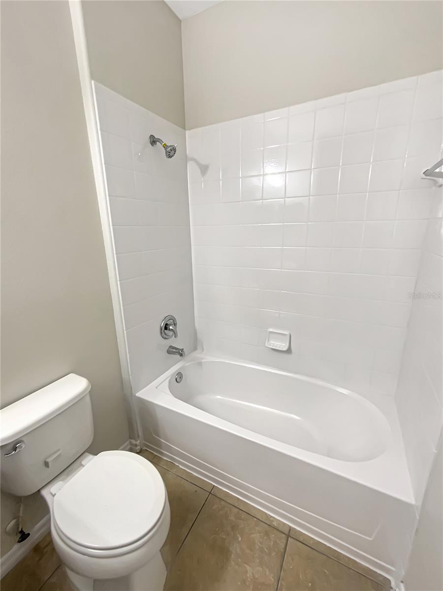 Listing photo id 14 for 37601 Georgina Terrace