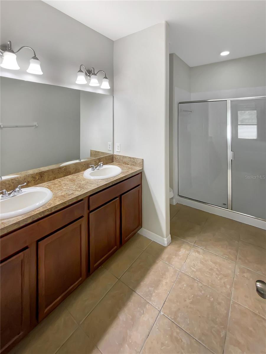 Listing photo id 5 for 37601 Georgina Terrace