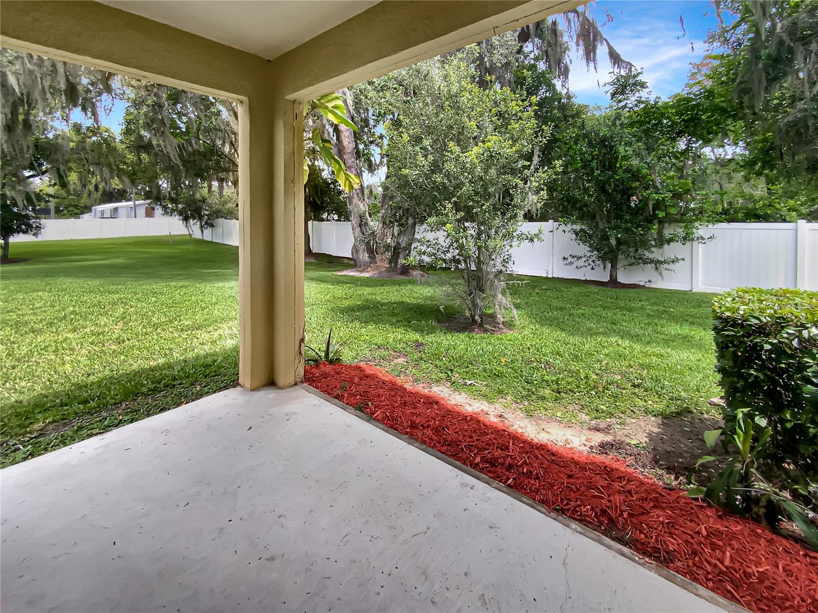 Listing photo id 6 for 37601 Georgina Terrace