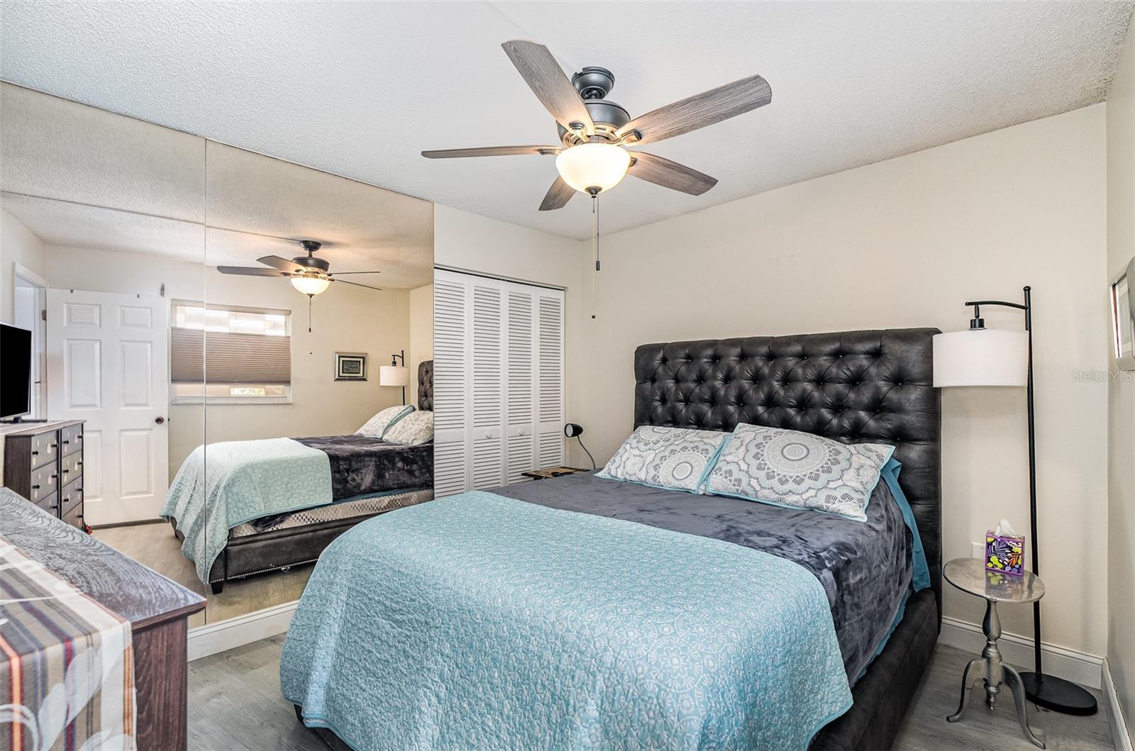 Image 11 of 24 For 4850 Ocean Beach Boulevard 208