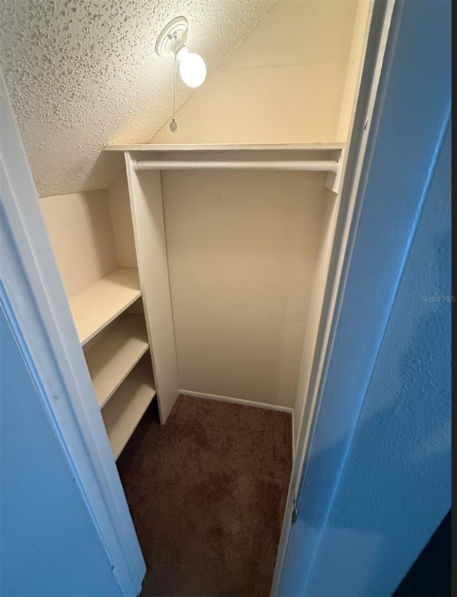 Image 5 of 21 For 4113 Semoran Boulevard 11