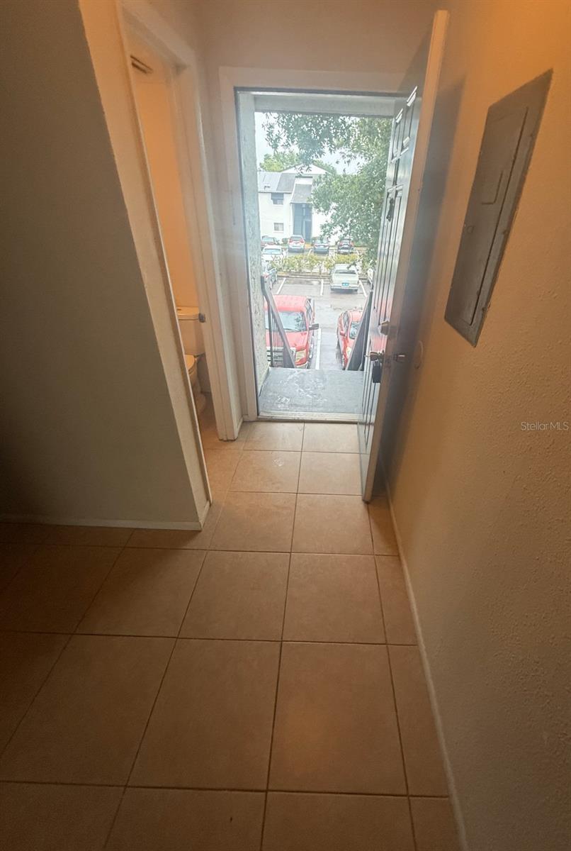 Image 7 of 21 For 4113 Semoran Boulevard 11