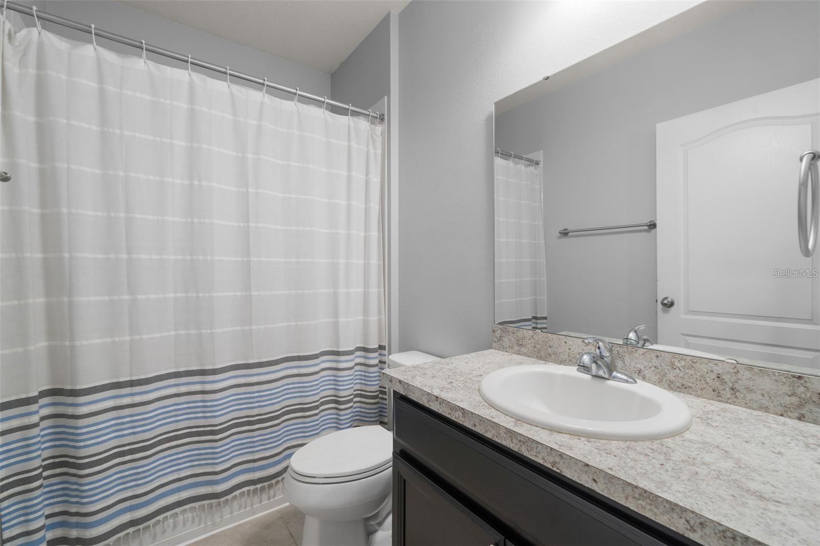 Image 17 of 31 For 12120 Barnsley Reserve Place 12120