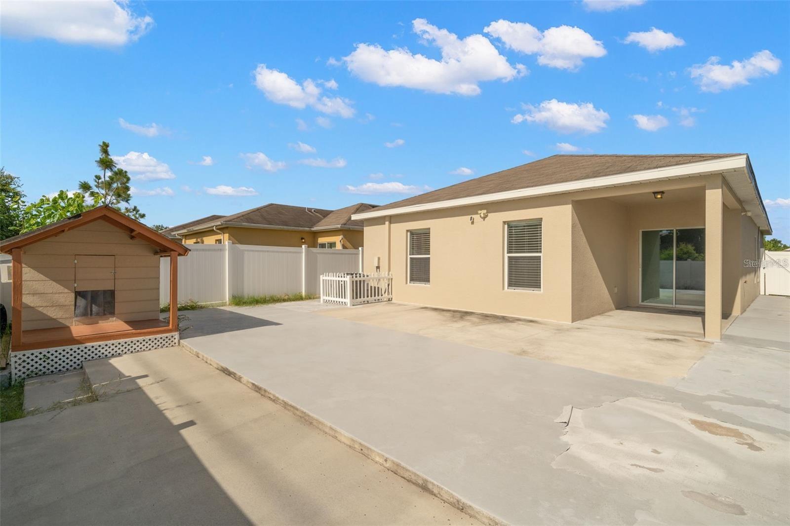 Image 25 of 31 For 12120 Barnsley Reserve Place 12120