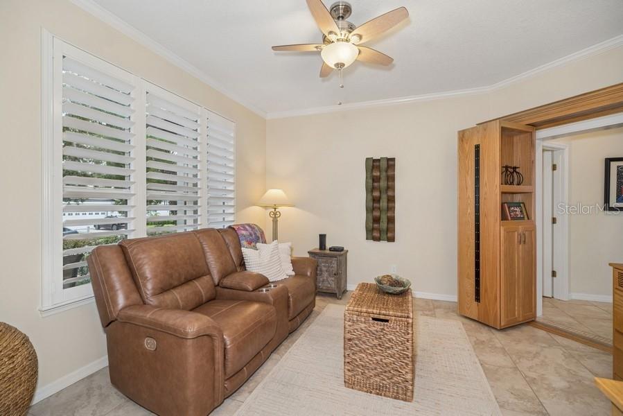 Image 7 of 35 For 489 Penny Lane