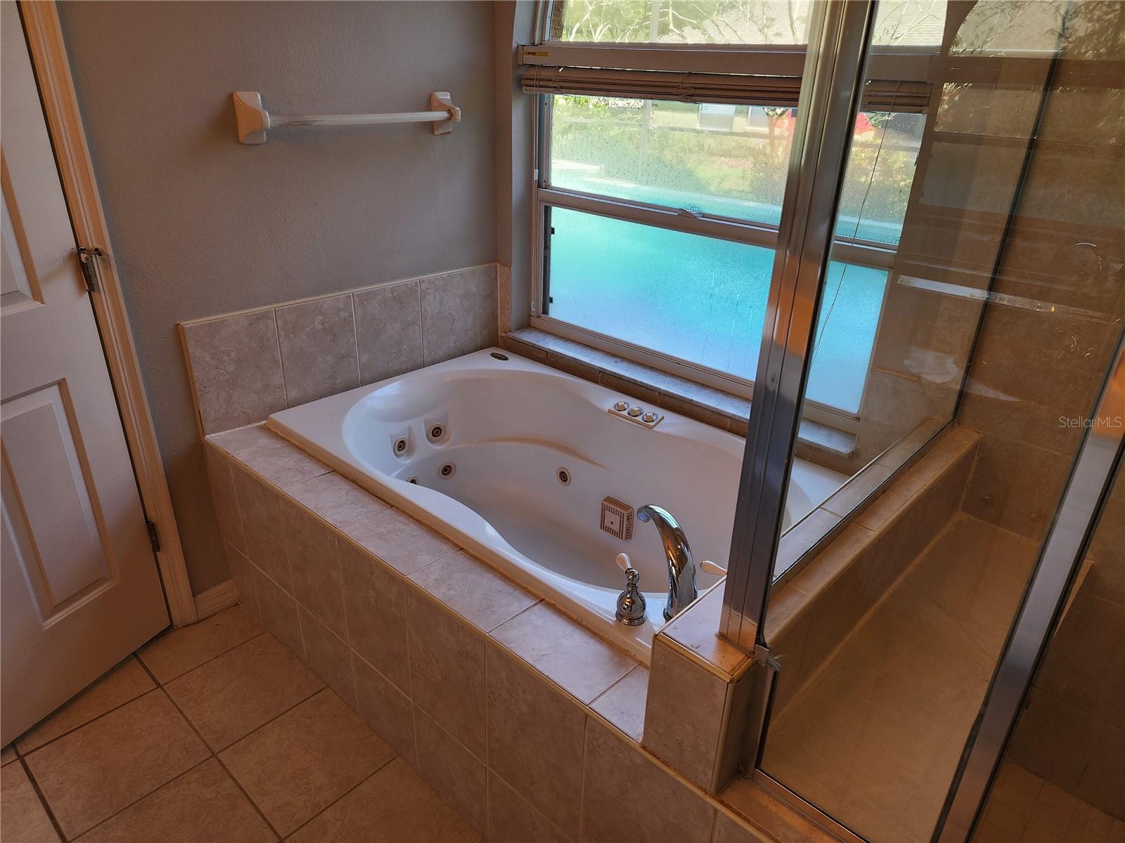 Image 10 of 22 For 1151 Chessington Circle