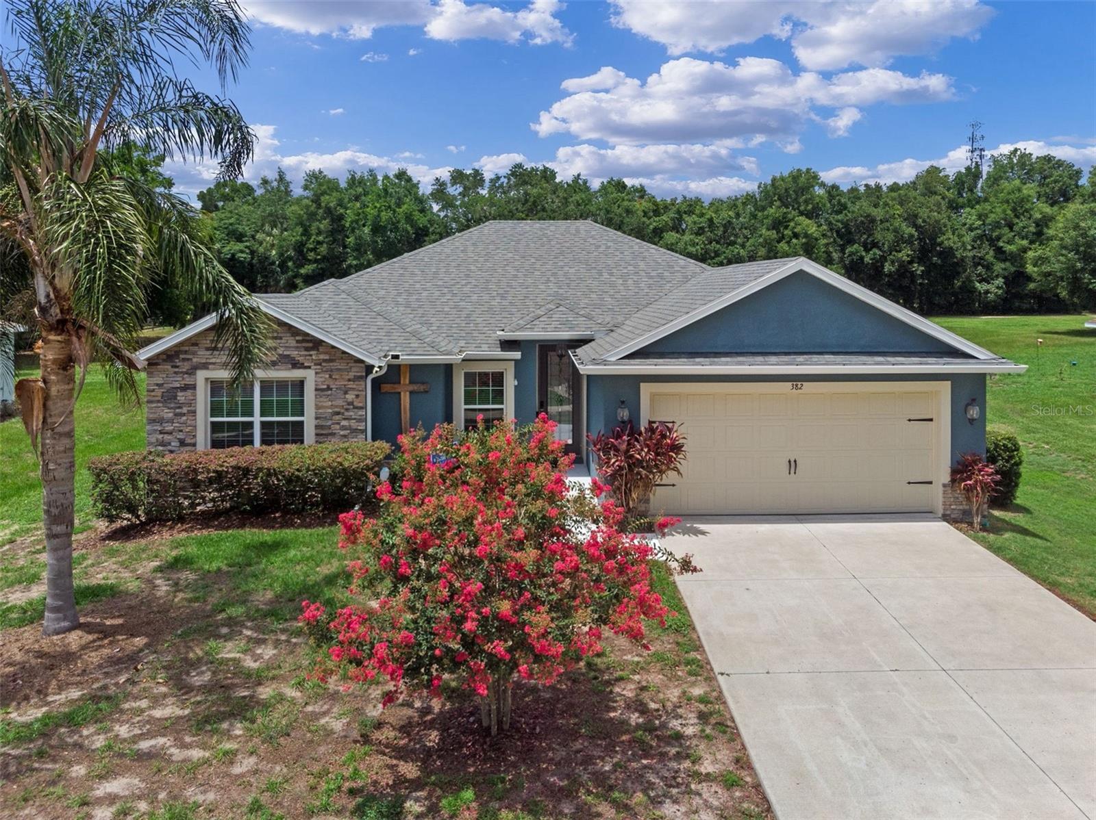 Details for 382 Lake Street, UMATILLA, FL 32784