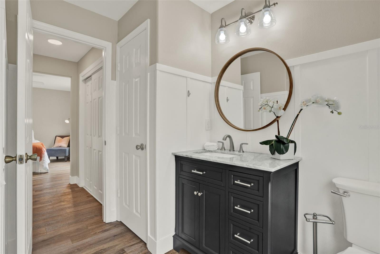 Listing photo id 21 for 6321 Clearmeadow Court