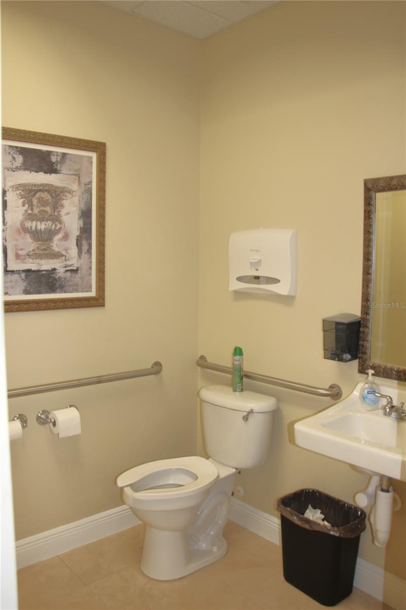 Image 10 of 36 For 6143 Orange Blossom Trail
