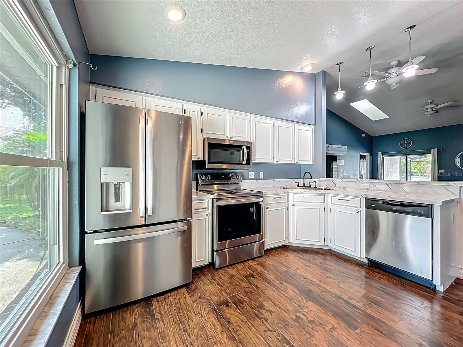 Image 6 of 26 For 4942 Eden View Court