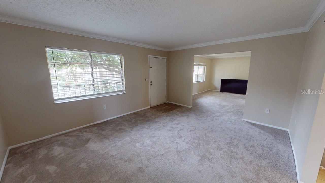 Image 11 of 30 For 145 Oyster Bay Circle 200