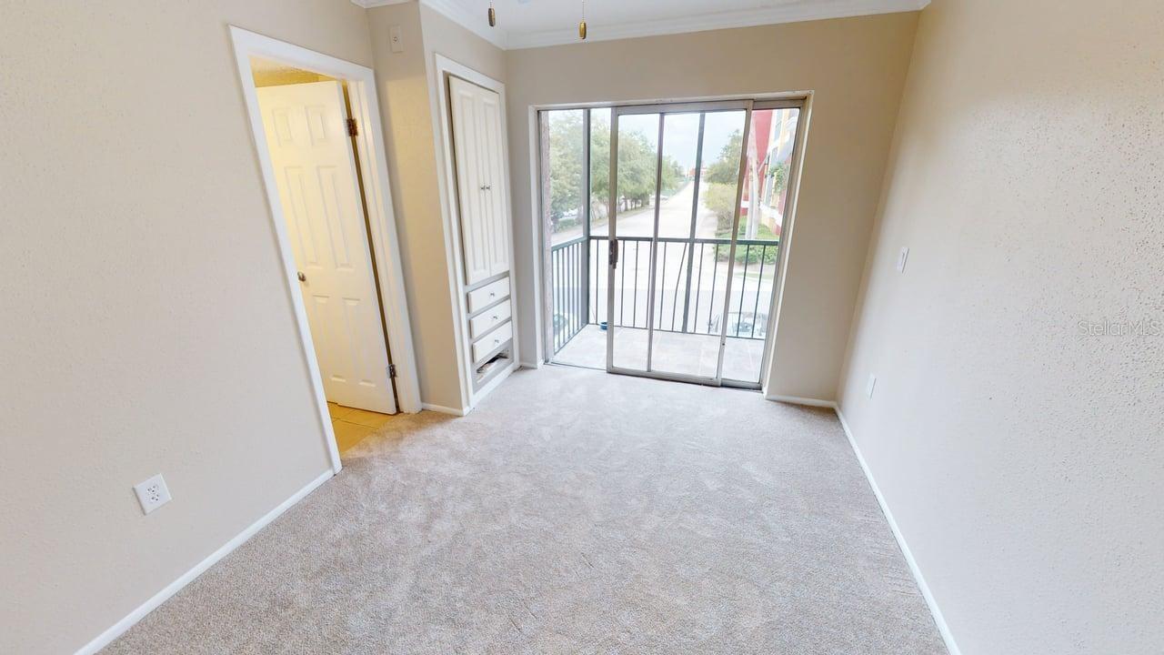 Image 12 of 30 For 145 Oyster Bay Circle 200