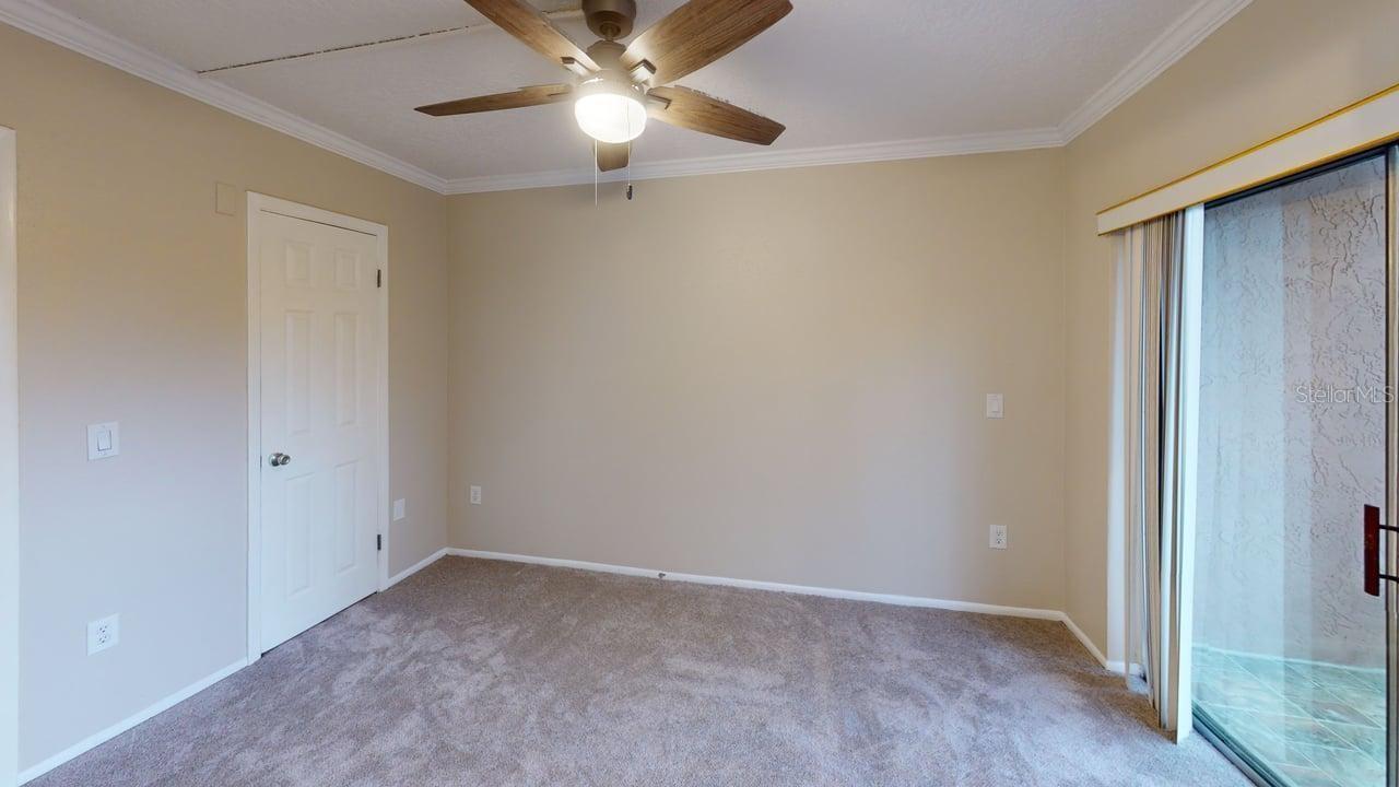 Image 23 of 30 For 145 Oyster Bay Circle 200