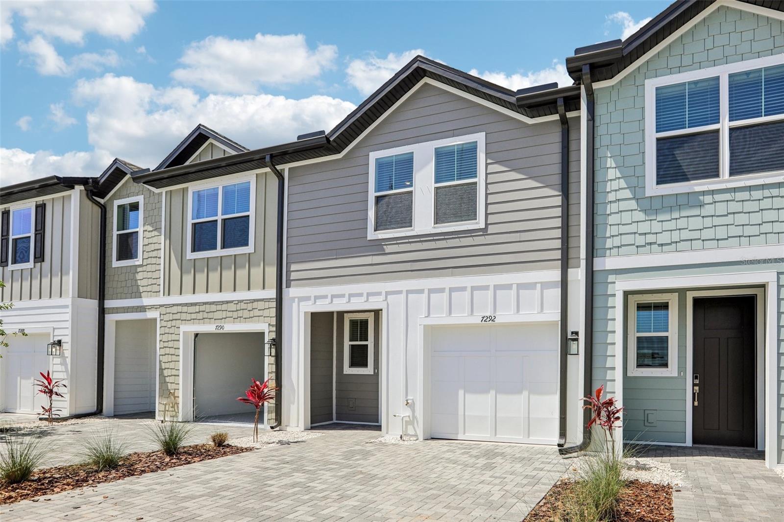 Image 3 of 33 For 7292 Deer Valley Circle