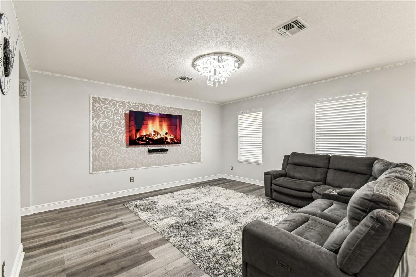 Image 16 of 58 For 2777 Monticello Way