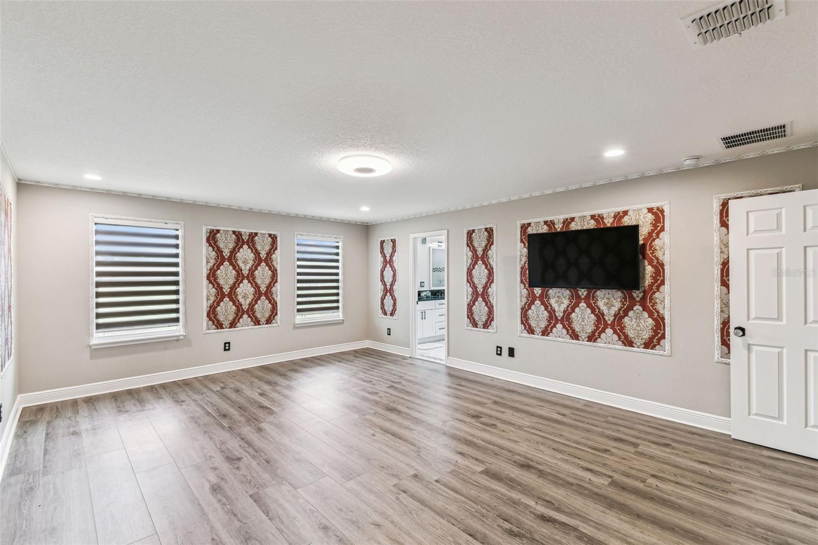 Image 30 of 58 For 2777 Monticello Way