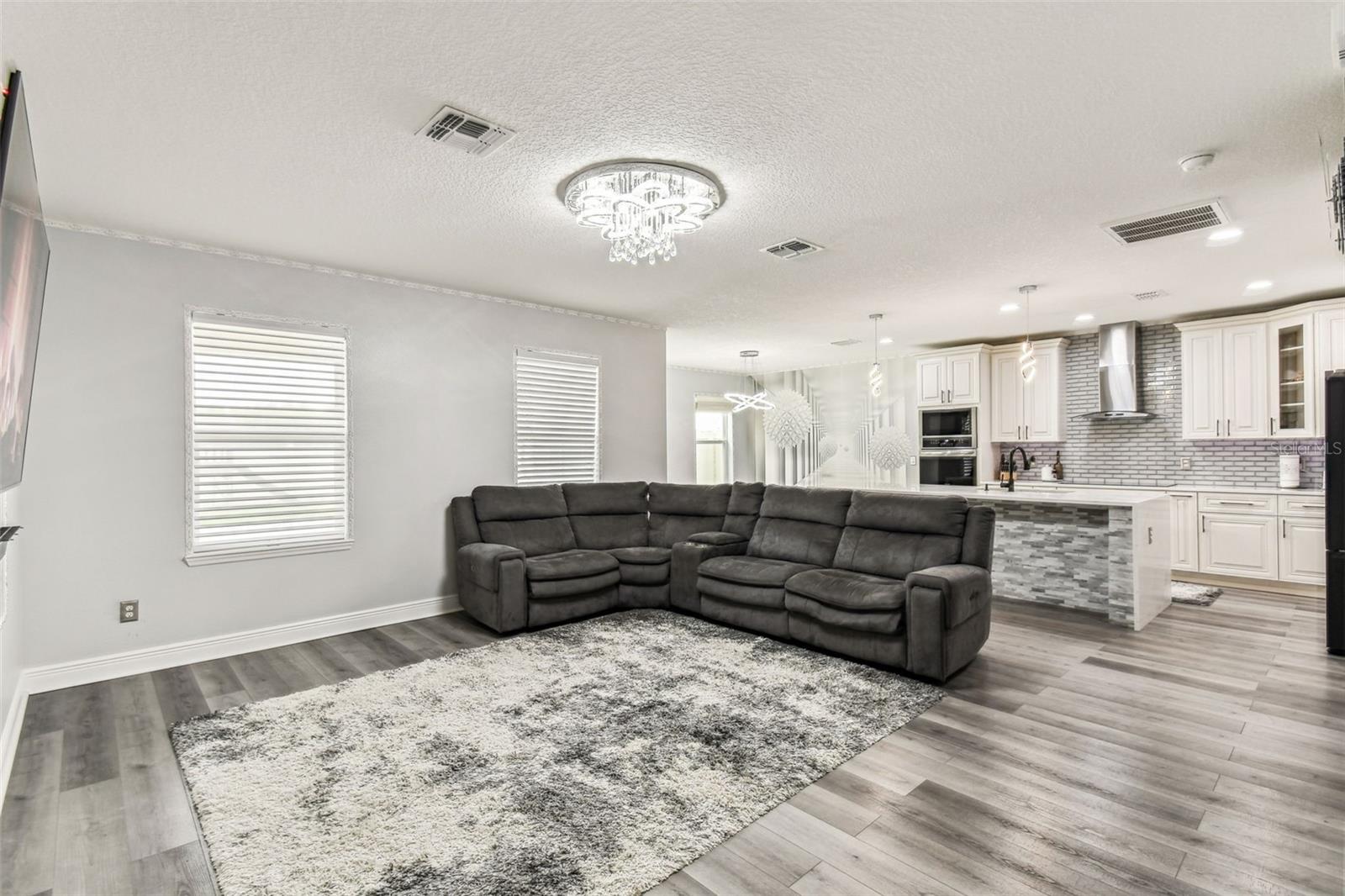 Image 5 of 58 For 2777 Monticello Way